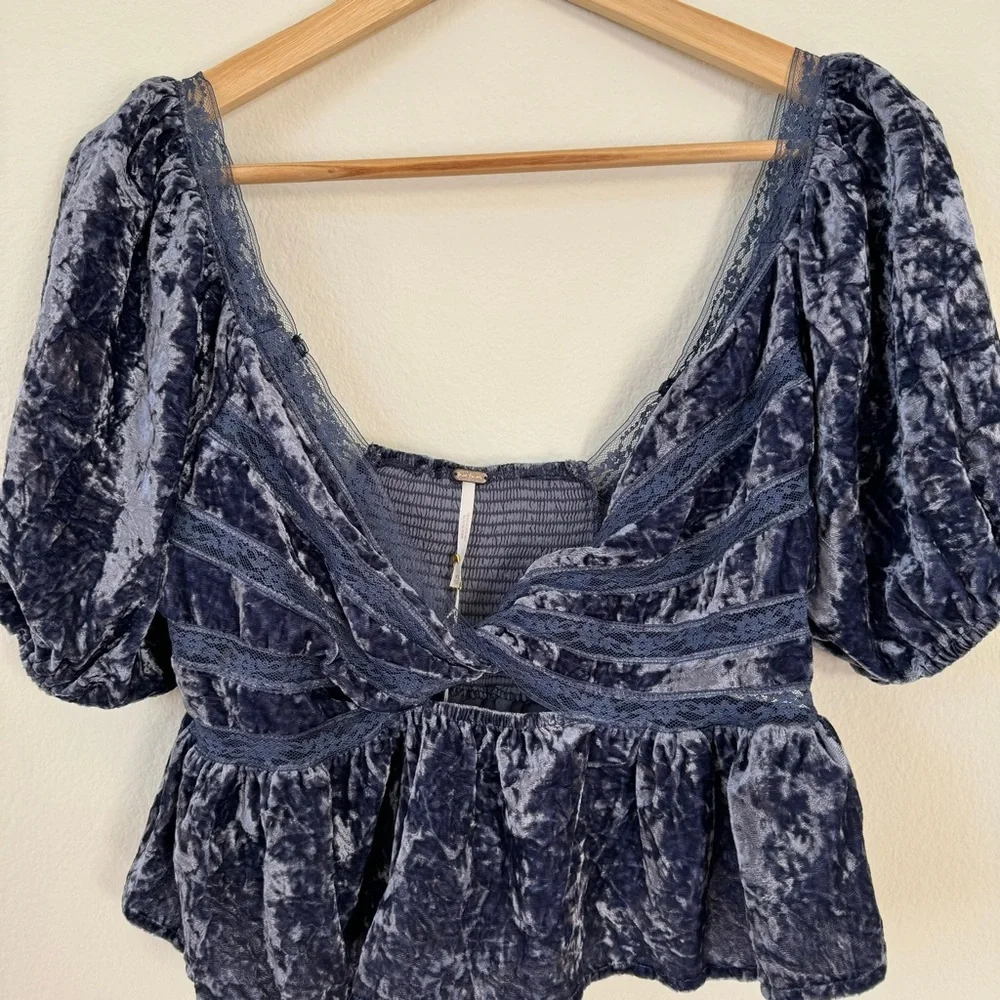 FREE PEOPLE Yours Truly Dark Blue Velvet Peplum Blouse Top Keyhole Cutout XS